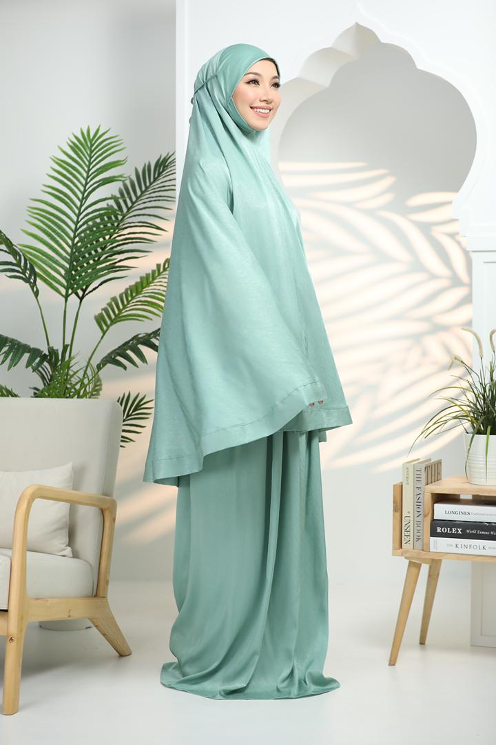 Satin Muslim queen (Green)